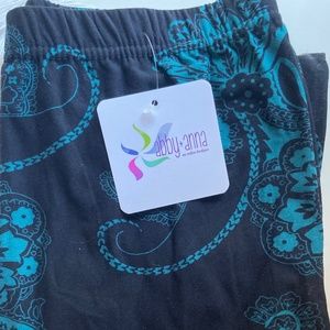 NWT Abby + Anna Leggings - The Jaded - OS